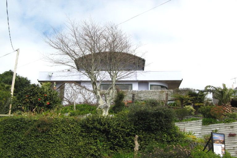 Photo of property in 24 Bonithon Avenue, Moturoa, New Plymouth, 4310