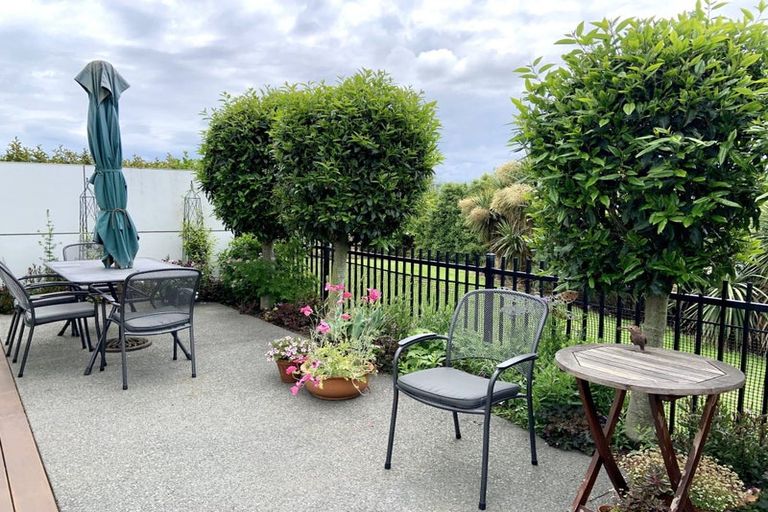 Photo of property in 100 Te Rito Street, Marshland, Christchurch, 8083