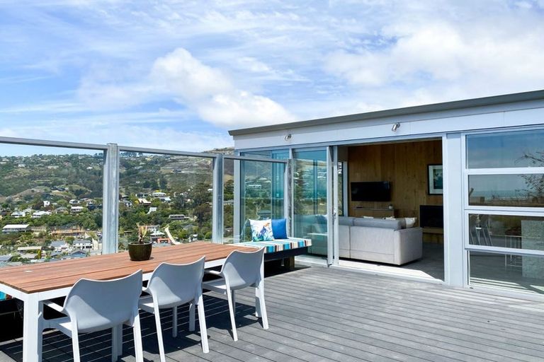 Photo of property in 22a Glendevere Terrace, Redcliffs, Christchurch, 8081