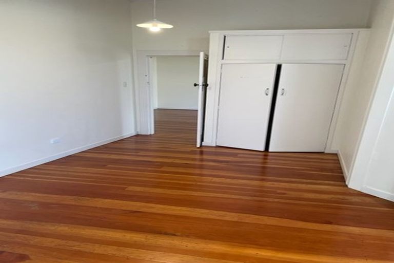 Photo of property in 2/8 Beatrice Road, Remuera, Auckland, 1050