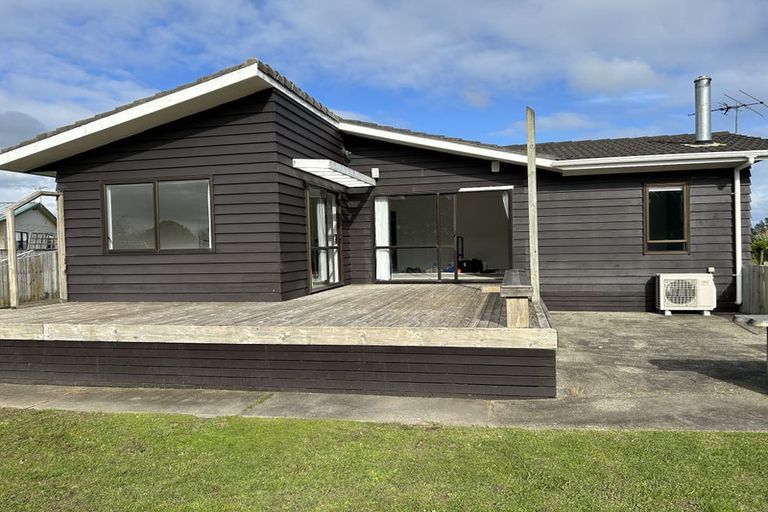 Photo of property in 15 South Avenue, Kaukapakapa, 0871