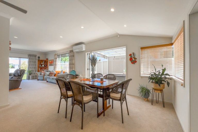 Photo of property in 152 Brunton Crescent, Thames, 3500