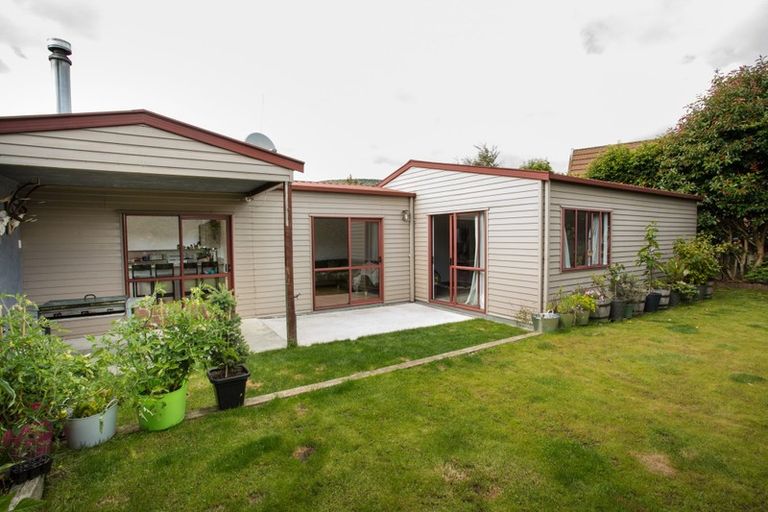 Photo of property in 13 View Street, Manapouri, 9679