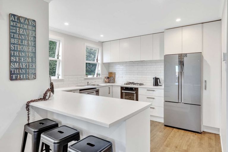 Photo of property in 12 Tawa Street, Levin, 5510