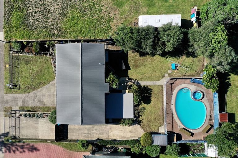 Photo of property in 220 Ocean Road, Ohope, 3121