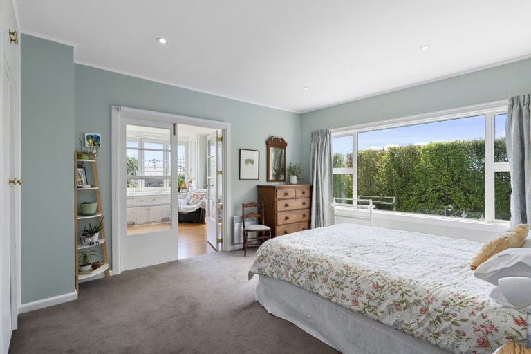Photo of property in 211 Major Hornbrook Road, Mount Pleasant, Christchurch, 8081