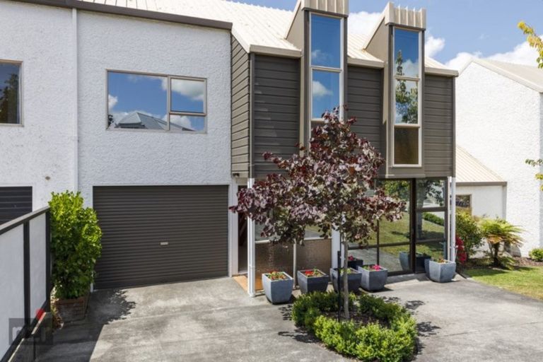 Photo of property in 11b Ranui Place, Feilding, 4702