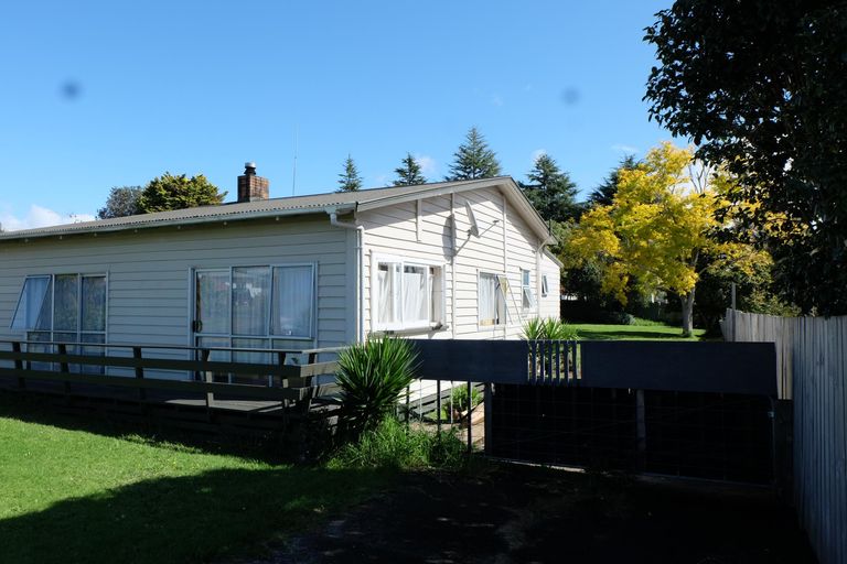 Photo of property in 165 Hakanoa Street, Huntly, 3700