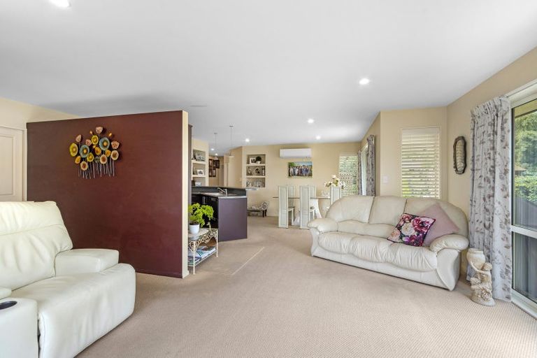 Photo of property in 22 Garforth Green, Halswell, Christchurch, 8025