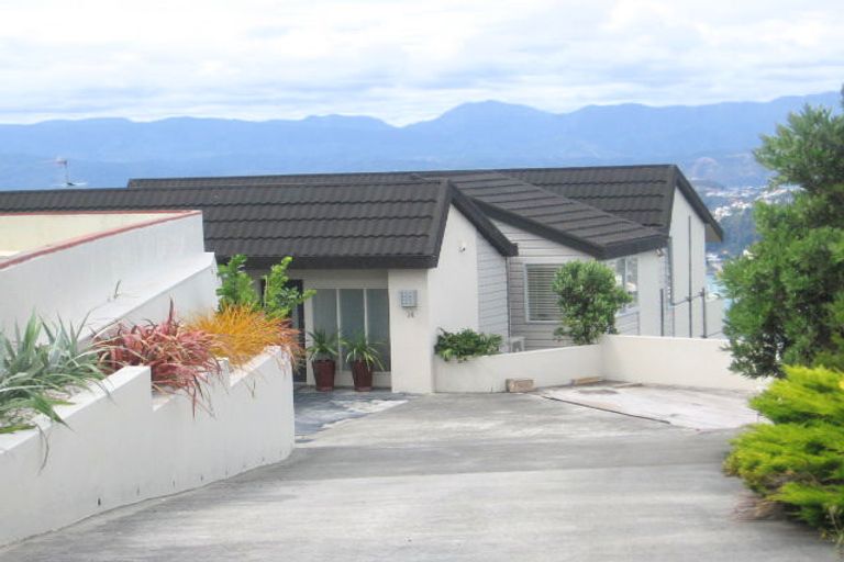 Photo of property in 14 Puketiro Avenue, Northland, Wellington, 6012