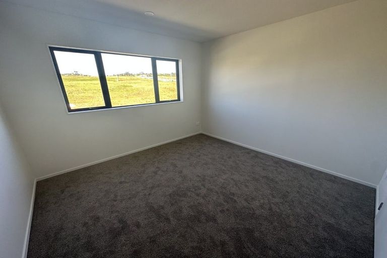Photo of property in 33 Hearth Street, Flat Bush, Auckland, 2019