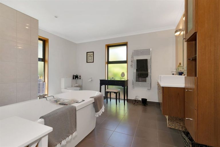 Photo of property in 43 Birchdale Place, Ohoka, Kaiapoi, 7692