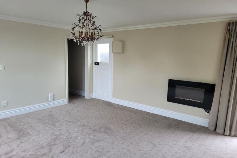 Photo of property in 103 Fulford Street, New Plymouth, 4310