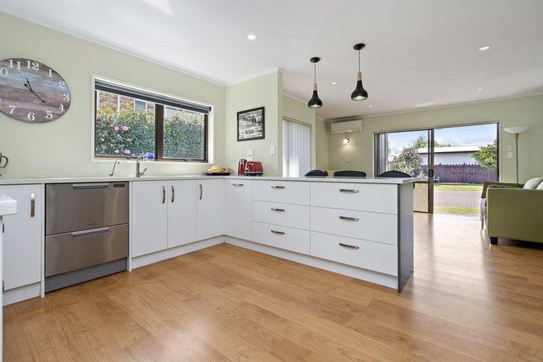 Photo of property in 45 Weld Street, Cambridge, 3434