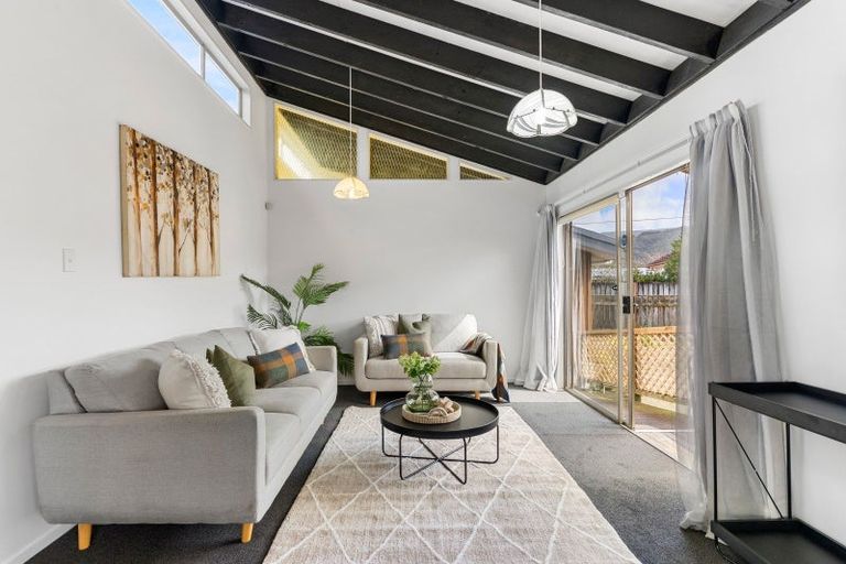 Photo of property in 21 Sheridan Crescent, Trentham, Upper Hutt, 5018