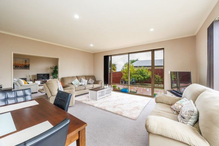 Photo of property in 3 Varsity Heights, Fitzherbert, Palmerston North, 4410