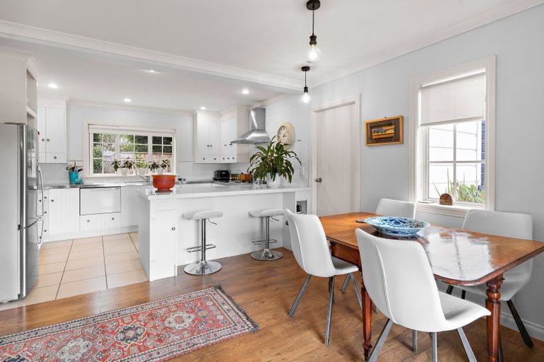 Photo of property in 183a High Street South, Carterton, 5713