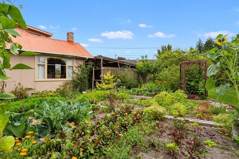 Photo of property in 439 Hills Road, Mairehau, Christchurch, 8052