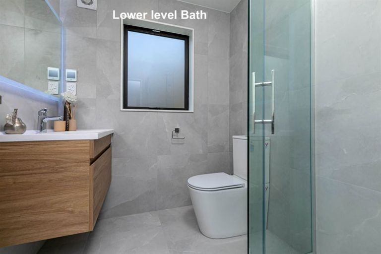 Photo of property in 19 Tautoru Avenue, Orewa, 0931