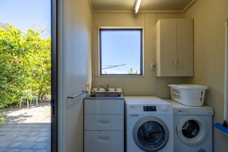 Photo of property in 2 The Cliffs, Britannia Heights, Nelson, 7010