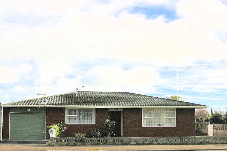 Photo of property in 18 Fitzroy Street, Terrace End, Palmerston North, 4410