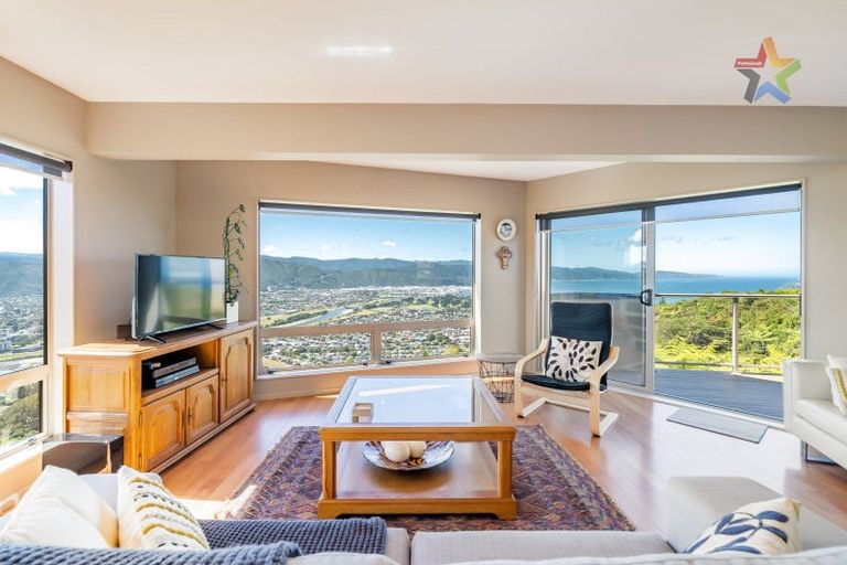 Photo of property in 93 Cypress Drive, Maungaraki, Lower Hutt, 5010