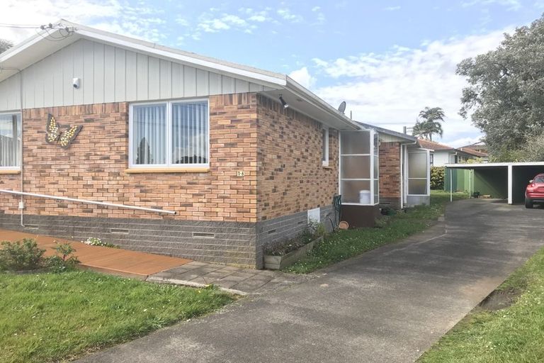 Photo of property in 2/6 Snell Avenue, Papakura, 2110