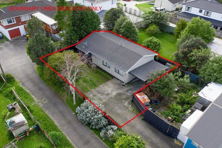 Photo of property in 2/26 Estuary Road, Weymouth, Auckland, 2103