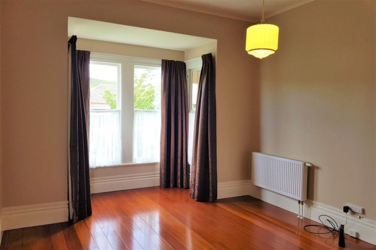 Photo of property in 128 Derwent Street, Island Bay, Wellington, 6023