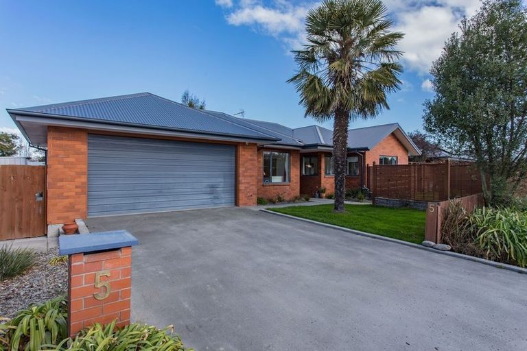 Photo of property in 5 Pearson Lane, Rangiora, 7400