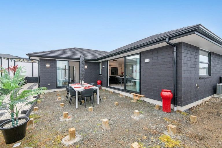 Photo of property in 23 Urumaraki Avenue, Helensville, 0800