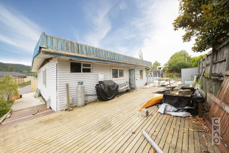 Photo of property in 5 Duchess Way, Riverhead, 0820