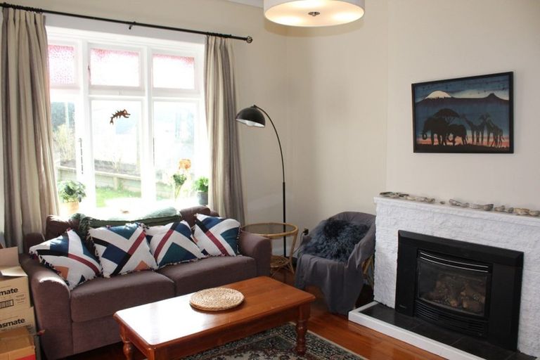 Photo of property in 185 Kenmure Road, Kenmure, Dunedin, 9011