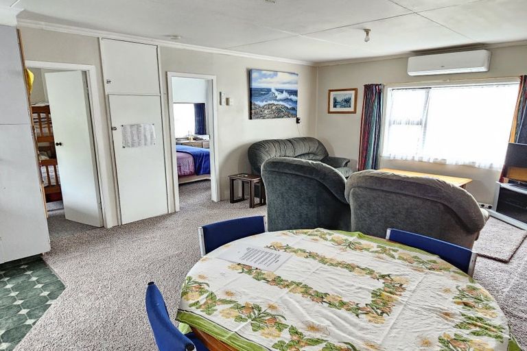 Photo of property in 9 Arthur Road, Owaka, 9585