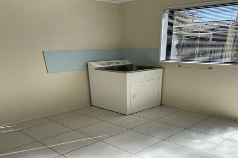 Photo of property in 2a Balmacewen Place, Mount Maunganui, 3116