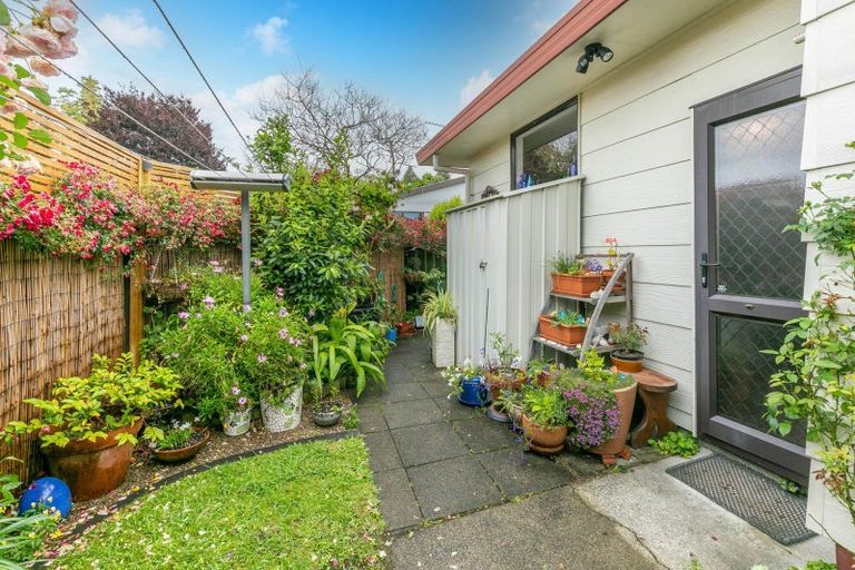 Photo of property in 17 Rigter Place, Enderley, Hamilton, 3214