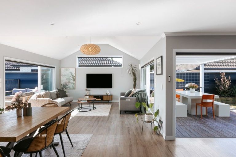 Photo of property in 28 Araroa Place, Papamoa Beach, Papamoa, 3118