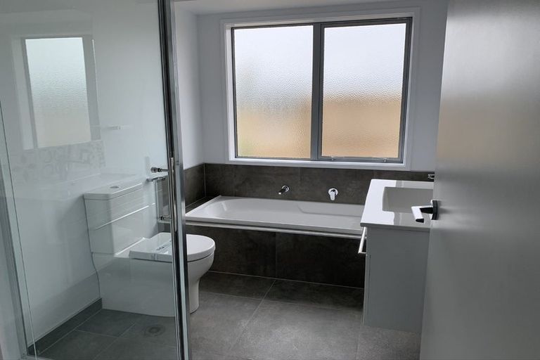 Photo of property in 52 Crown Street, Papamoa, 3118