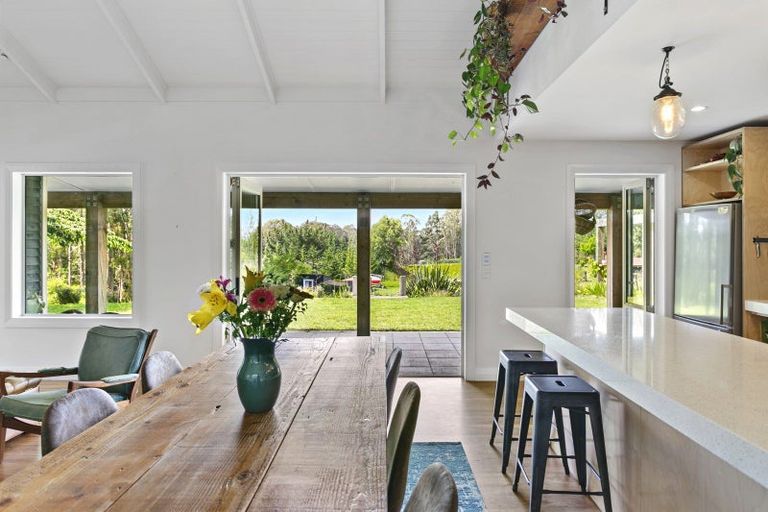 Photo of property in 1/142 Mapara Road, Acacia Bay, Taupo, 3385