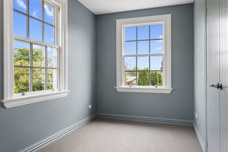 Photo of property in 65 Kotare Street, Fendalton, Christchurch, 8041