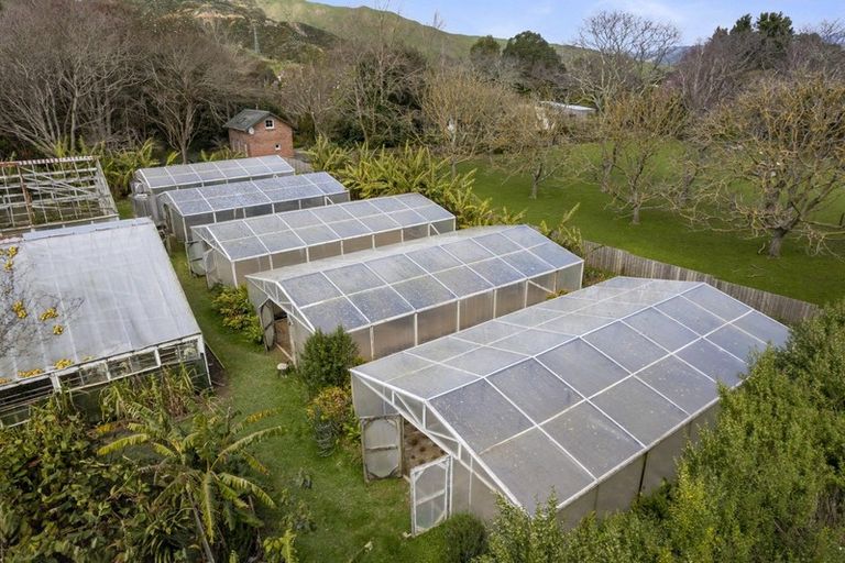 Photo of property in 149 Ringawhati Road, Otaki, 5583