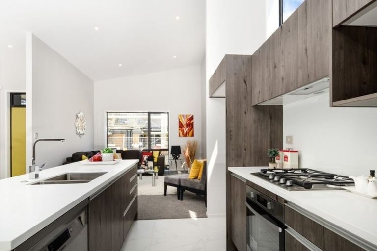 Photo of property in 19 Chaffinch Road, Hobsonville, Auckland, 0616