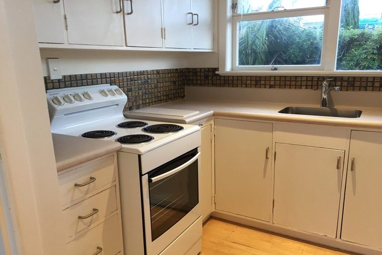 Photo of property in 3/20 Saltburn Road, Milford, Auckland, 0620