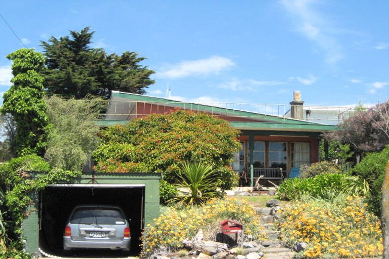 Photo of property in 32 Larnach Street, Waimairi Beach, Christchurch, 8083