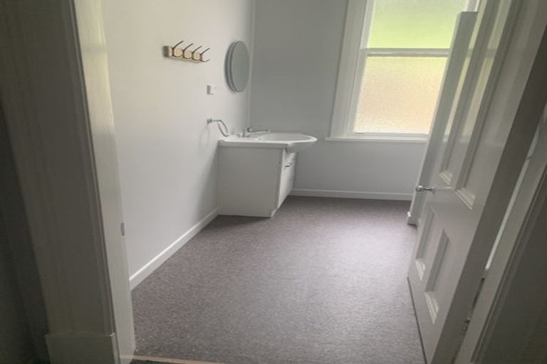 Photo of property in 1/8 Waipapa Road, Hataitai, Wellington, 6021