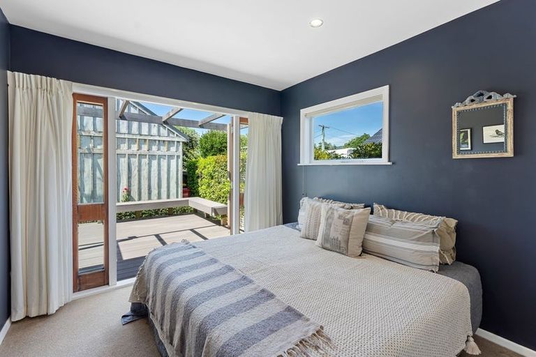 Photo of property in 16 Rauparaha Street, Waikanae Beach, Waikanae, 5036