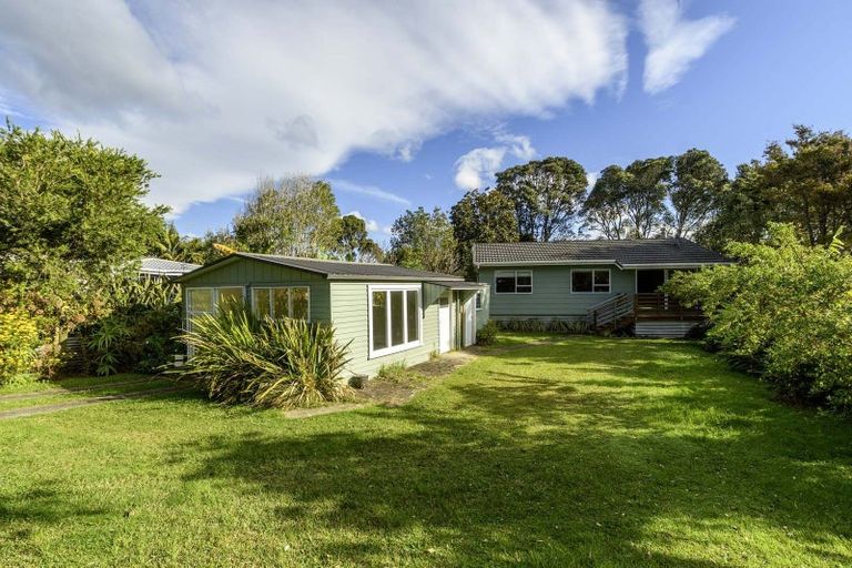 Photo of property in 12 Hillview Road, Waihi Beach, 3611