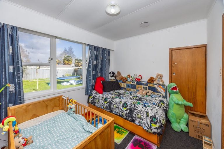 Photo of property in 75 Avalon Drive, Nawton, Hamilton, 3200