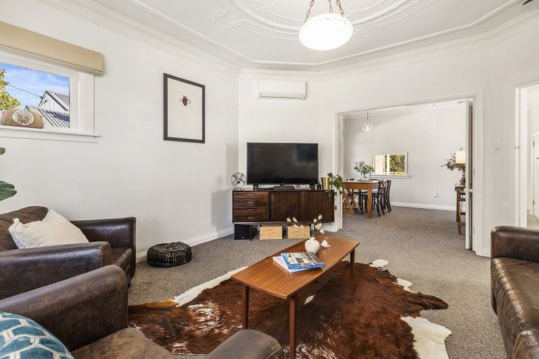 Photo of property in 8 Friend Street, Karori, Wellington, 6012