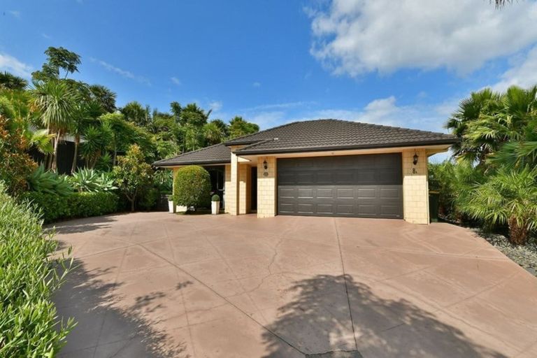 Photo of property in 8a Astrolabe Place, Gulf Harbour, Whangaparaoa, 0930